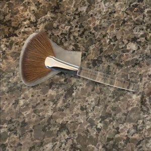 Trish McEvoy Fan Brush